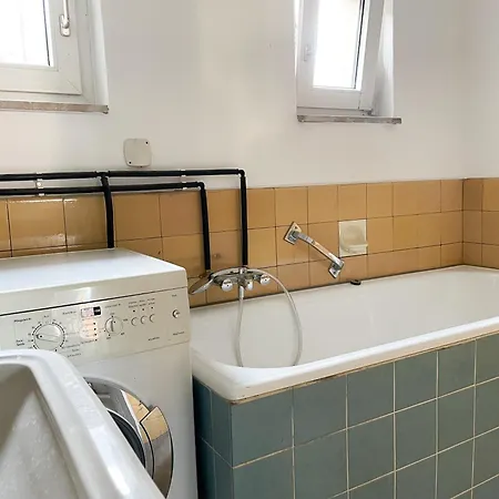 Ferienhaus Möblierte Im Efh Mit Parkmöglichkeiten Neulußheim